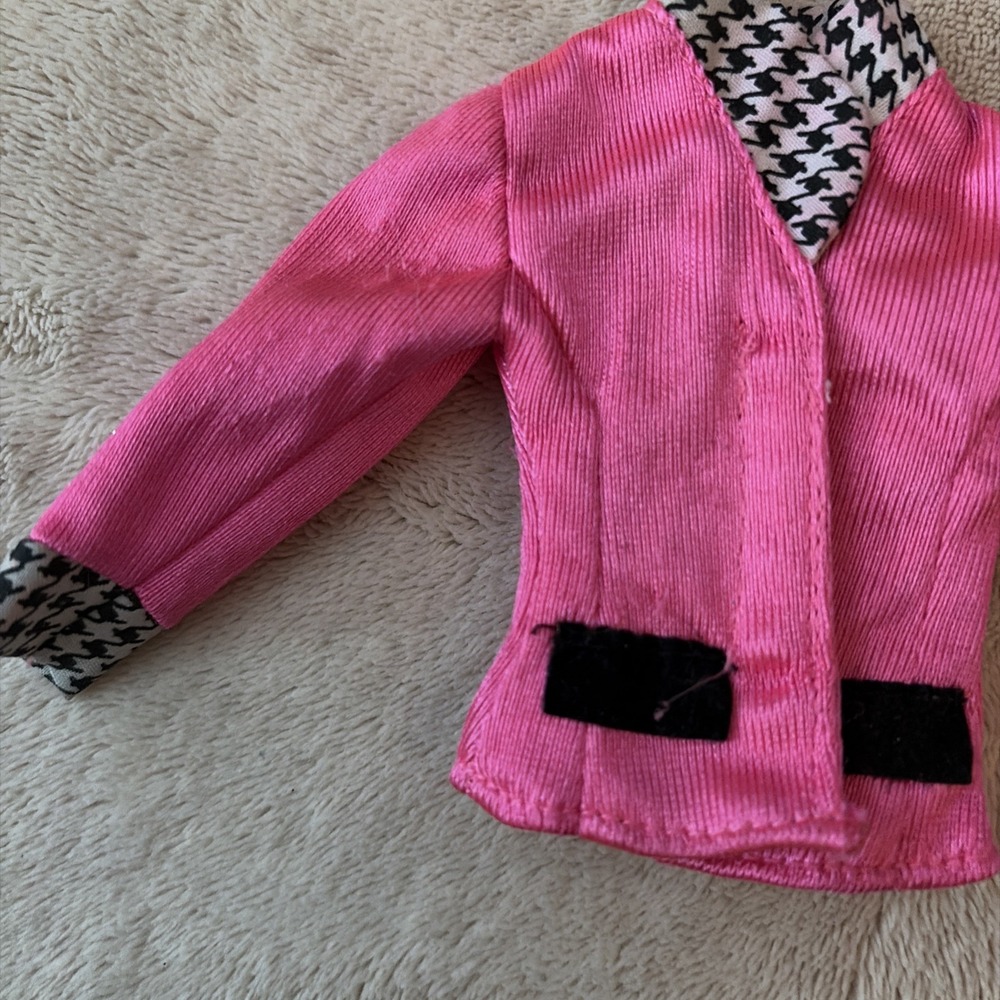 Vintage Barbie Clothes 1993 Pink Houndstooth Blazer Jacket B11 - Picture 4 of 8